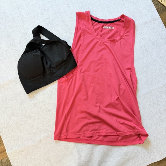 XXS Athletic Sets Forever 21 Pink Muscle Tank sports bra + airism biker shorts - Picture 2 of 7